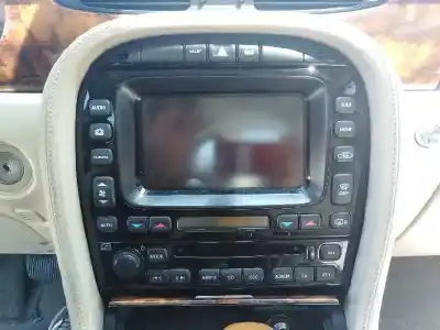 Scrapping Vehicle jaguar xj (x350, x358) 4.2 of the year 2003 powered sb