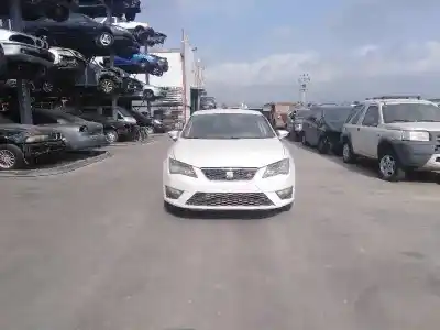 Sloopvoertuig SEAT LEON SC (5F5) FR van het jaar 2013 aangedreven CHPA