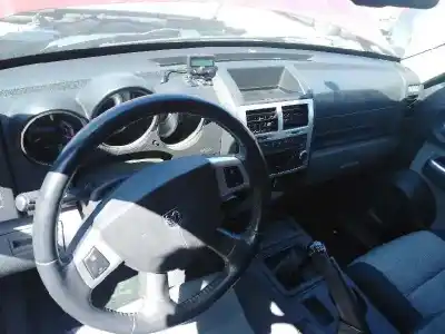 Veículo de Sucata dodge nitro 2.8 crd 4wd do ano 2009 alimentado vm51c