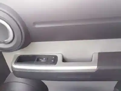 Veículo de Sucata dodge nitro 2.8 crd 4wd do ano 2009 alimentado vm51c