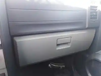 Veículo de Sucata dodge nitro 2.8 crd 4wd do ano 2009 alimentado vm51c