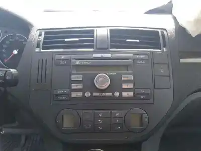 Veículo de Sucata ford focus c-max (cap) 1.6 tdci cat do ano 2004 alimentado g8da