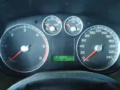 Veículo de Sucata ford focus c-max (cap) 1.6 tdci cat do ano 2004 alimentado g8da