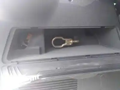 Veículo de Sucata ford focus c-max (cap) 1.6 tdci cat do ano 2004 alimentado g8da