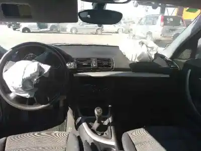 Sloopvoertuig bmw serie 1 berlina (e81/e87) 118d van het jaar 2005 aangedreven 204d4