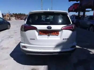 Veículo de Sucata toyota rav 4 iv (_a4_) 2.0 d (wwa42_) do ano 2017 alimentado n47c20a