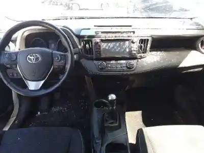 Veículo de Sucata toyota rav 4 iv (_a4_) 2.0 d (wwa42_) do ano 2017 alimentado n47c20a