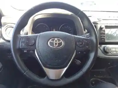 Veículo de Sucata toyota rav 4 iv (_a4_) 2.0 d (wwa42_) do ano 2017 alimentado n47c20a