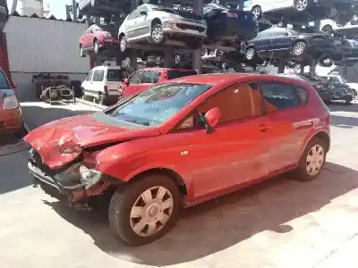 Veicolo di demolizione seat leon (1p1) 1.9 tdi dell'anno 2005 alimentato bxe