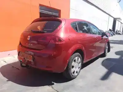 Veicolo di demolizione seat leon (1p1) 1.9 tdi dell'anno 2005 alimentato bxe