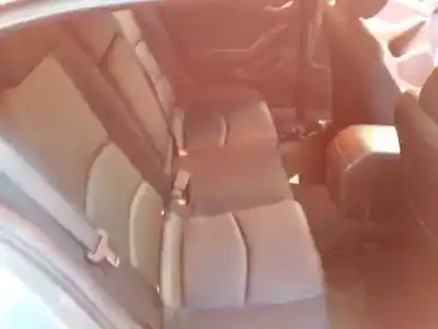 Véhicule à la ferraille mazda 3 lim. () style de l'année 2016 alimenté sh