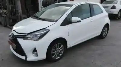 Veículo de Sucata toyota yaris (_p13_) 1.0 (ksp130_) do ano 2015 alimentado 1kr-fe