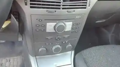 Sloopvoertuig opel astra h (a04) 1.6 (l48) van het jaar 2005 aangedreven z16xep