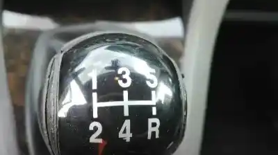 Sloopvoertuig ford focus c-max (cap) ghia (d) van het jaar 2006 aangedreven kkda