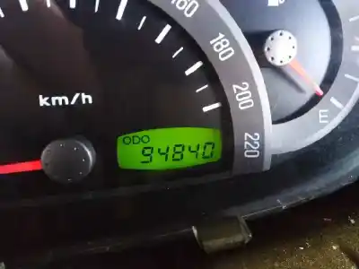 Veículo de Sucata ssangyong rodius xdi do ano 2006 alimentado d27dt