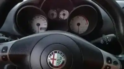 Scrapping Vehicle alfa romeo                                         gt (125)                                                                                                                                                                                                                                                   1.9 jtd 16v 150/ distinctive of the year 2005 powered 937a5000