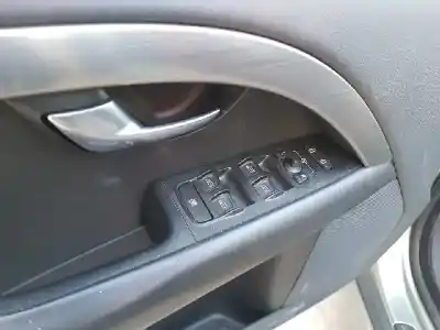 Veículo de Sucata volvo s80 berlina d5 executive do ano 2009 alimentado d5244t4