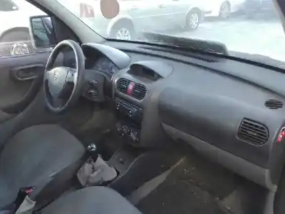 Veículo de Sucata opel combo familiar do ano 2003 alimentado y17dtl