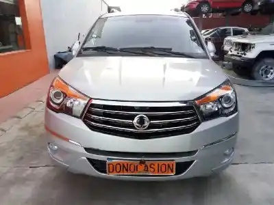 Veículo de Sucata ssangyong rodius ii 2.0 xdi do ano 2015 alimentado 671960