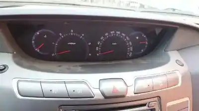 Veículo de Sucata ssangyong rodius ii 2.0 xdi do ano 2015 alimentado 671960