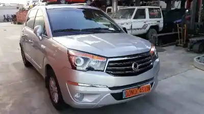 Veículo de Sucata ssangyong rodius ii 2.0 xdi do ano 2015 alimentado 671960