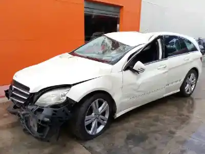 Veículo de Sucata mercedes                                           clase r (w251)                                                                                                                                                                                                                                             r 350 cdi 4-matic (251.023)                                                                                                                                                                                                                                do ano 2010 alimentado 642872