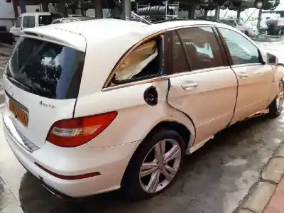 Veículo de Sucata mercedes                                           clase r (w251)                                                                                                                                                                                                                                             r 350 cdi 4-matic (251.023)                                                                                                                                                                                                                                do ano 2010 alimentado 642872