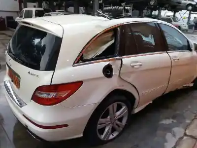 Veículo de Sucata mercedes                                           clase r (w251)                                                                                                                                                                                                                                             r 350 cdi 4-matic (251.023)                                                                                                                                                                                                                                do ano 2010 alimentado 642872