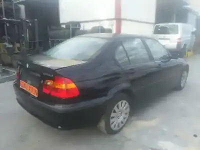 Véhicule à la ferraille bmw serie 3 berlina (e46) 320d de l'année 2001 alimenté 204d4
