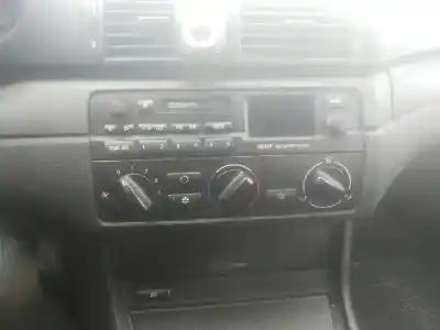 Véhicule à la ferraille bmw serie 3 berlina (e46) 320d de l'année 2001 alimenté 204d4