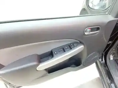 Veicolo di demolizione mazda 2 (de_, dh_) 1.3 (de3fs) dell'anno 2009 alimentato zj46