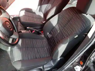 Veicolo di demolizione mazda 2 (de_, dh_) 1.3 (de3fs) dell'anno 2009 alimentato zj46