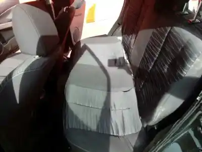 Veicolo di demolizione mazda 2 (de_, dh_) 1.3 (de3fs) dell'anno 2009 alimentato zj46