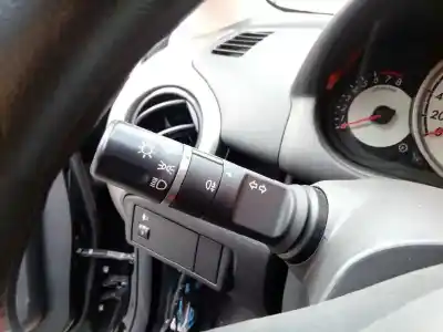 Veicolo di demolizione mazda 2 (de_, dh_) 1.3 (de3fs) dell'anno 2009 alimentato zj46