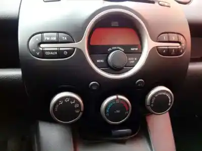 Veicolo di demolizione mazda 2 (de_, dh_) 1.3 (de3fs) dell'anno 2009 alimentato zj46