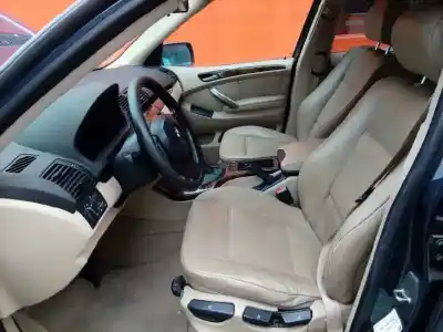 Veículo de Sucata bmw x5 (e53) 3.0d do ano 2005 alimentado 306d2