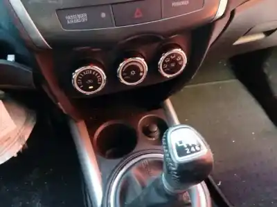 Veículo de Sucata mitsubishi asx (ga_w_) 1.8 di-d (ga6w) do ano 2013 alimentado 4n13