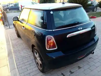 Veículo de Sucata mini mini (r56) cooper do ano 2006 alimentado n12b16a