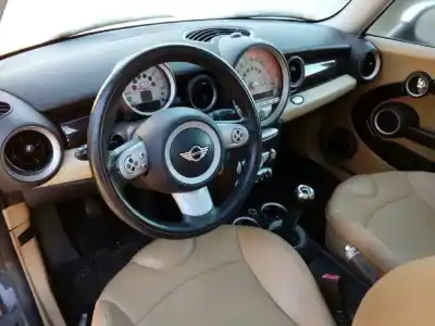 Veículo de Sucata mini mini (r56) cooper do ano 2006 alimentado n12b16a