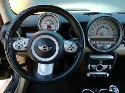 Veículo de Sucata mini mini (r56) cooper do ano 2006 alimentado n12b16a