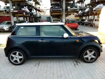 Veículo de Sucata mini mini (r56) cooper do ano 2006 alimentado n12b16a