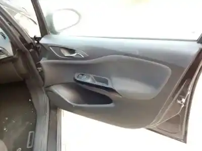 Verschrottungsfahrzeug opel corsa e selective des jahres 2016 angetrieben b14xer