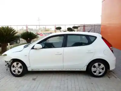 Veículo de Sucata HYUNDAI I30 (FD) 1.4 do ano 2011 alimentado G4FA