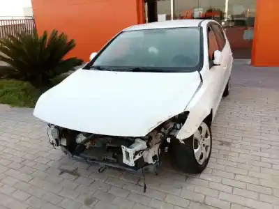 Sloopvoertuig hyundai i30 (fd) 1.4 van het jaar 2011 aangedreven g4fa