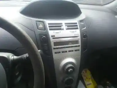 Здавання транспортного засобу toyota yaris (ksp9/scp9/nlp9) básico року 2007 потужний 1ndtv