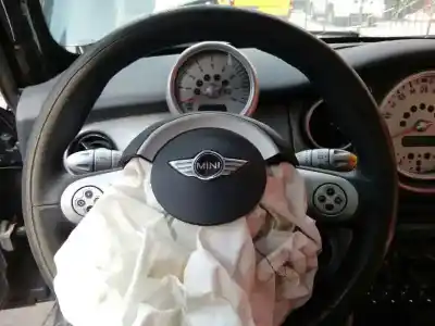 Veículo de Sucata mini mini (r50,r53) cooper do ano 2006 alimentado w10b16a