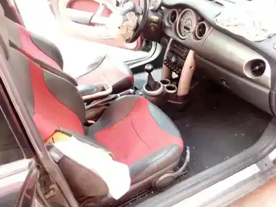 Veículo de Sucata mini mini (r50,r53) cooper do ano 2006 alimentado w10b16a
