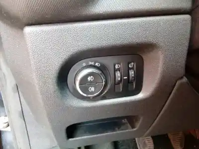 Veículo de Sucata opel corsa d cmon do ano 2011 alimentado a13dtc