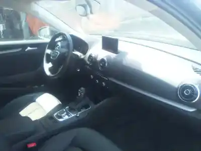 Veículo de Sucata audi a3 sportback (8va, 8vf) 1.6 tdi do ano 2014 alimentado clha