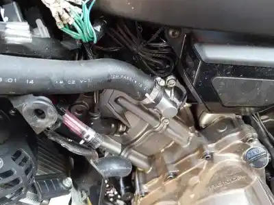 Veículo de Sucata honda africa twin africa twin do ano 2016 alimentado sd04e